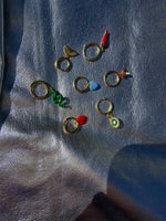 Cargar imagen en el visor de la galería, PENDIENTES HEART BLUE
