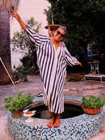 Cargar imagen en el visor de la galería, The Chili Dress Navy
