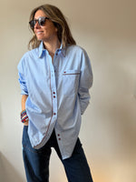 Cargar imagen en el visor de la galería, The Boyfriend Shirt Ed. 2
