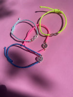Cargar imagen en el visor de la galería, PULSERA PEACE BLUE
