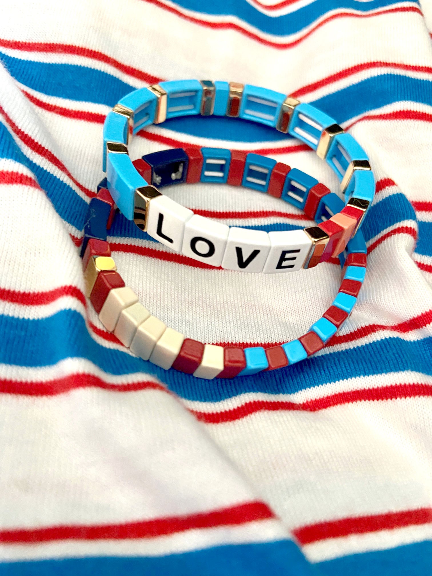 PULSERA LOVE AZUL CIELO