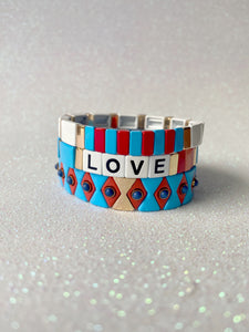 PULSERA LOVE AZUL CIELO