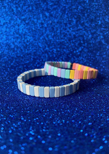 PULSERA WHITE BLUE