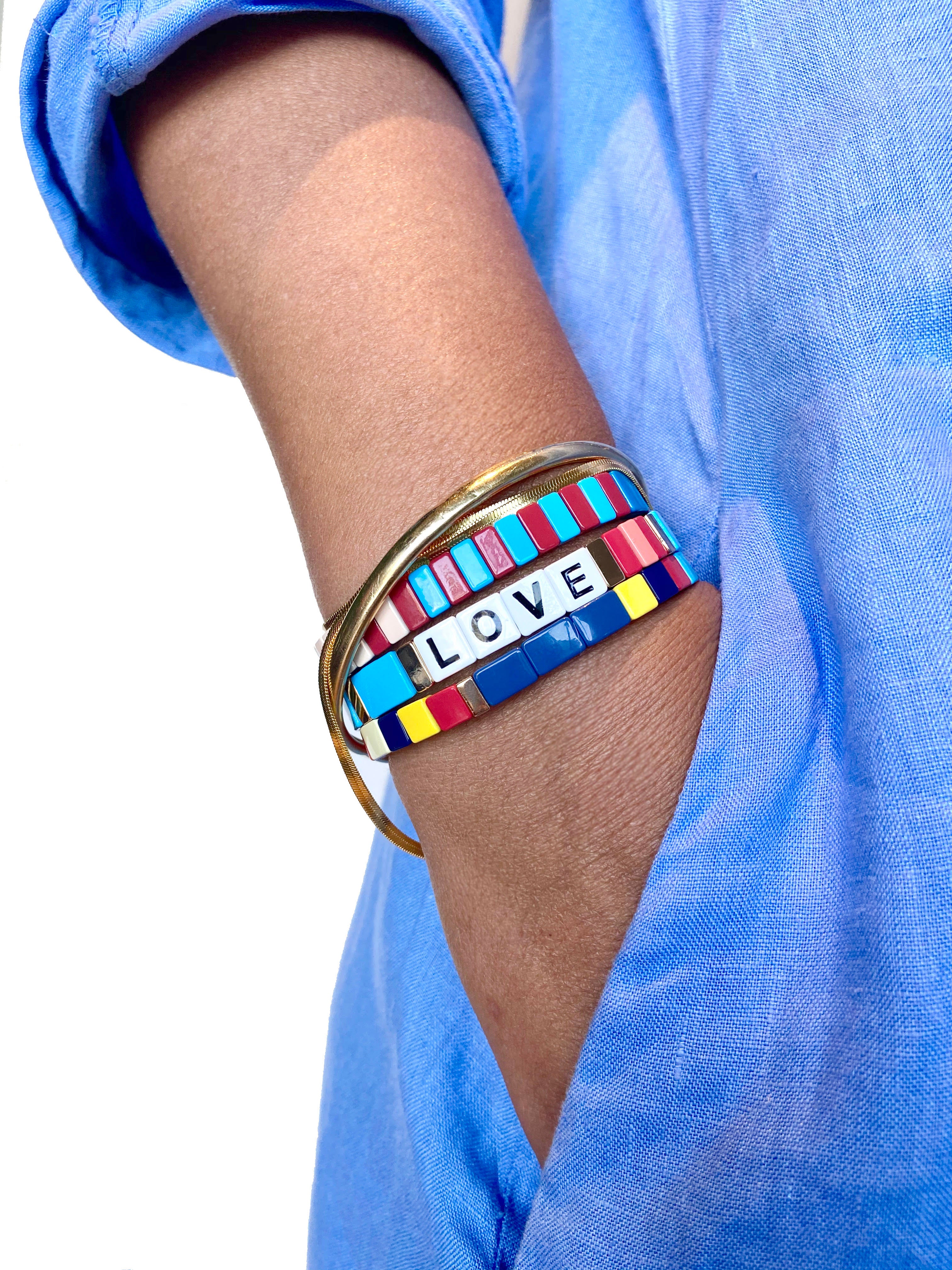 PULSERA LOVE AZUL CIELO